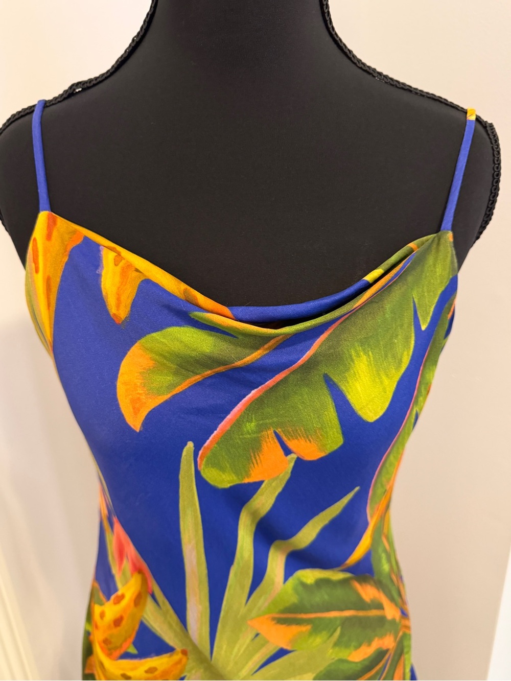 Farm Rio - Banana Leaf Tropical Print Silky Bias Cut Slip Dress - XS - Floral - Picture 4 of 10
